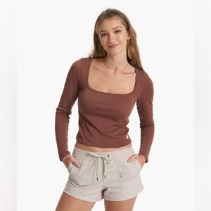 Vuori Long sleeve Sunrise Square neck